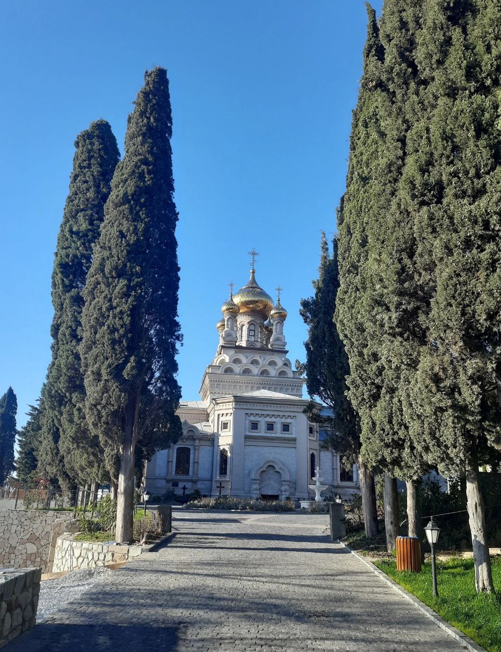Воронцовская улица — душа Алупки
