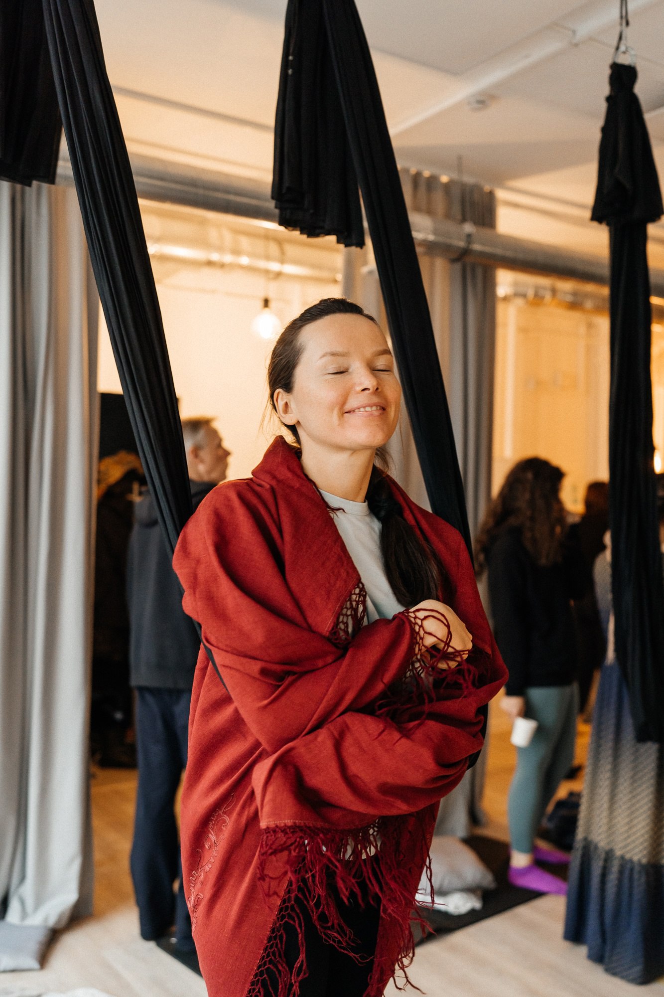 Добаюкивание с "мамой"в гамаках