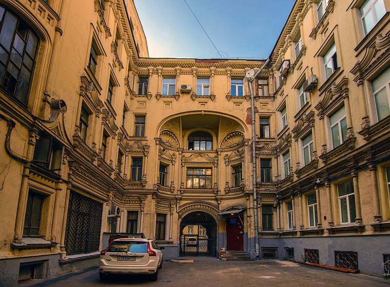 Что спрятано на улице Тверской?