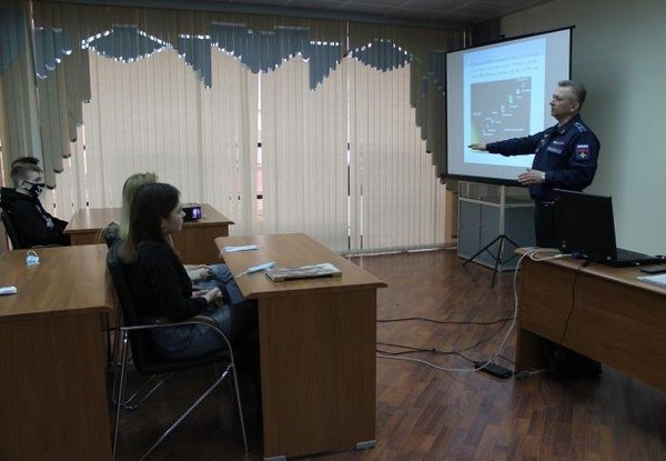 Космос: время первых