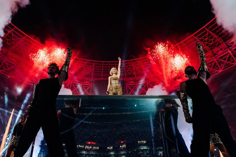 Концерт Полина Гагарина