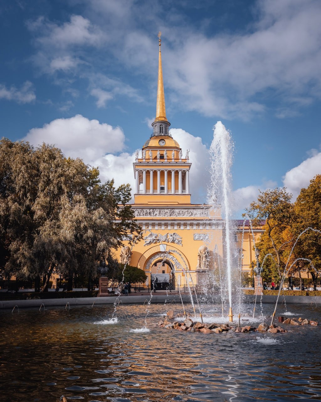 Открытие сезона фонтанов