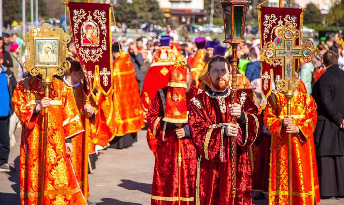 пасхальный крестный ход в Узловой