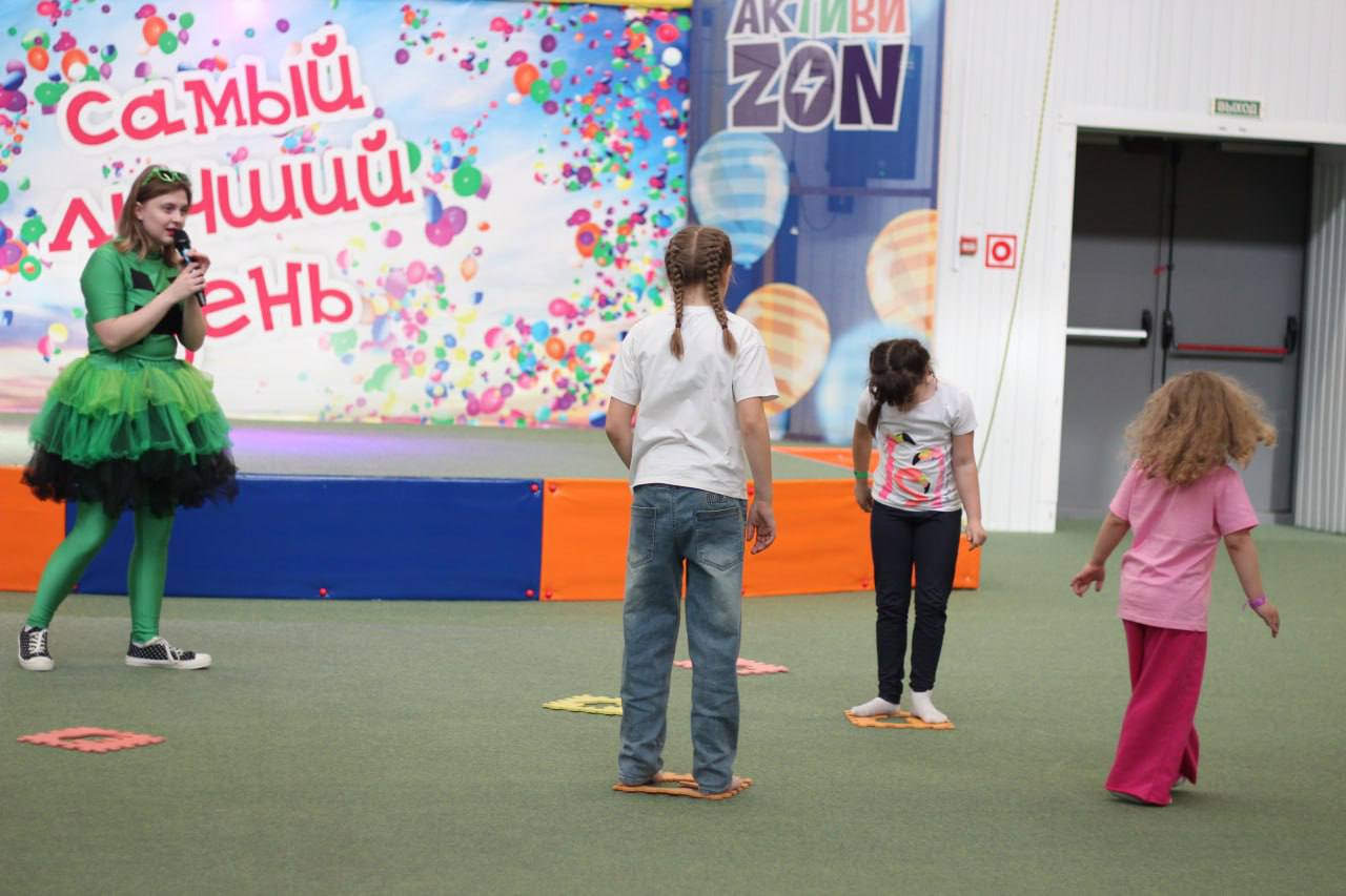 Мероприятие с участием Соника и Пикачу в семейном парке Активизон