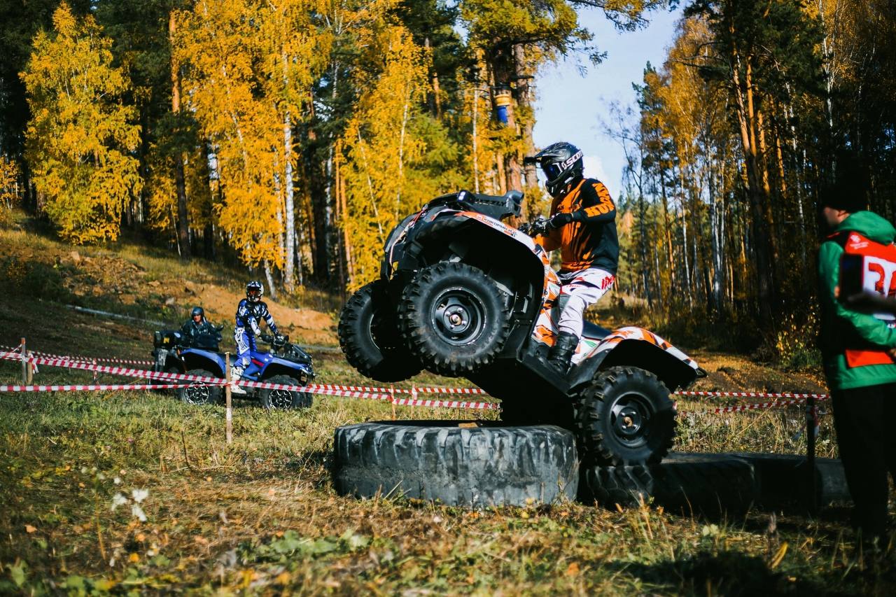 ежегодный фестиваль гонок на мотоциклах LIGHT ENDURO RACING