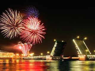 ДЕНЬ ПОБЕДЫ В САНКТ ПЕТЕРБУРГЕ