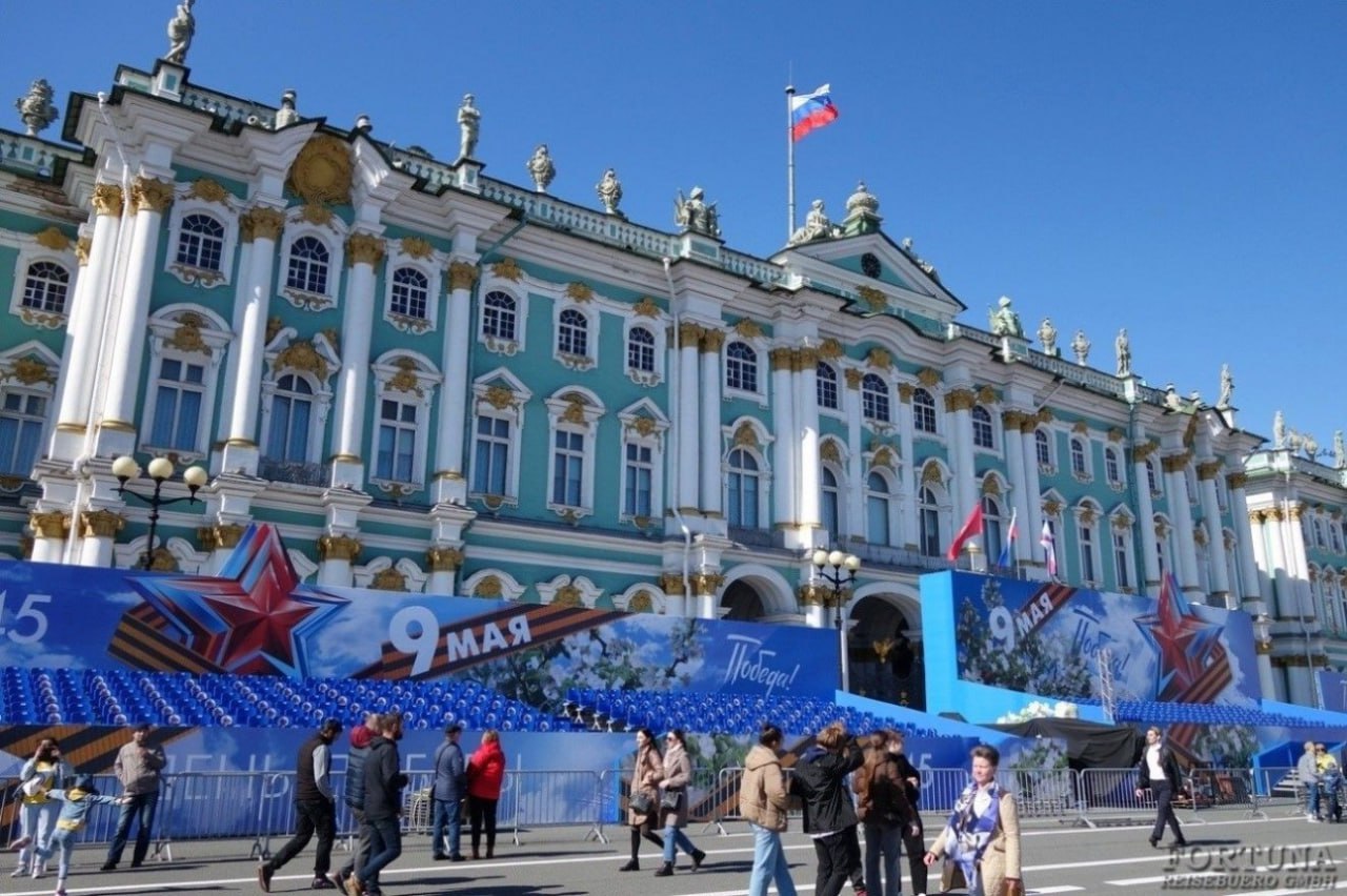 ДЕНЬ ПОБЕДЫ В САНКТ ПЕТЕРБУРГЕ