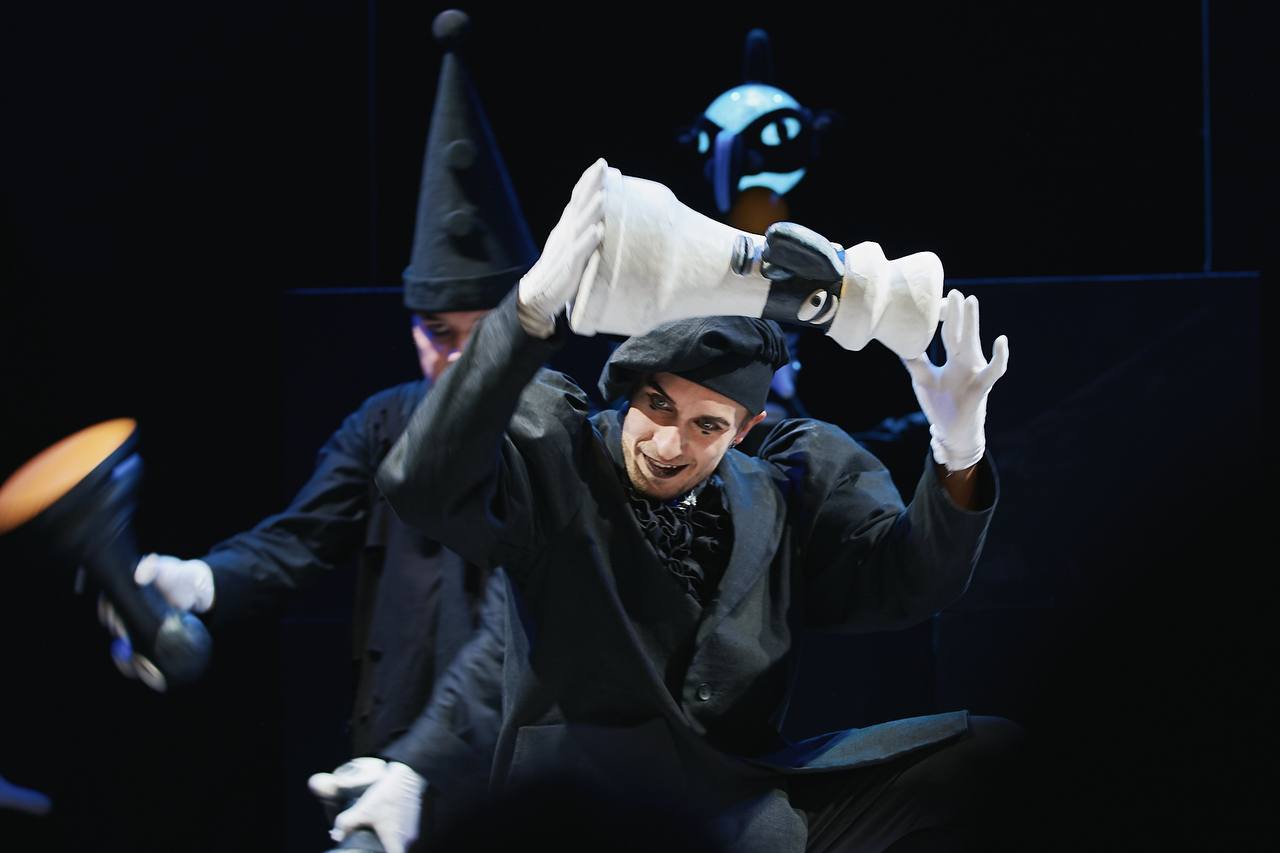 ЛЮБОВЬ К ТРЁМ АПЕЛЬСИНАМ