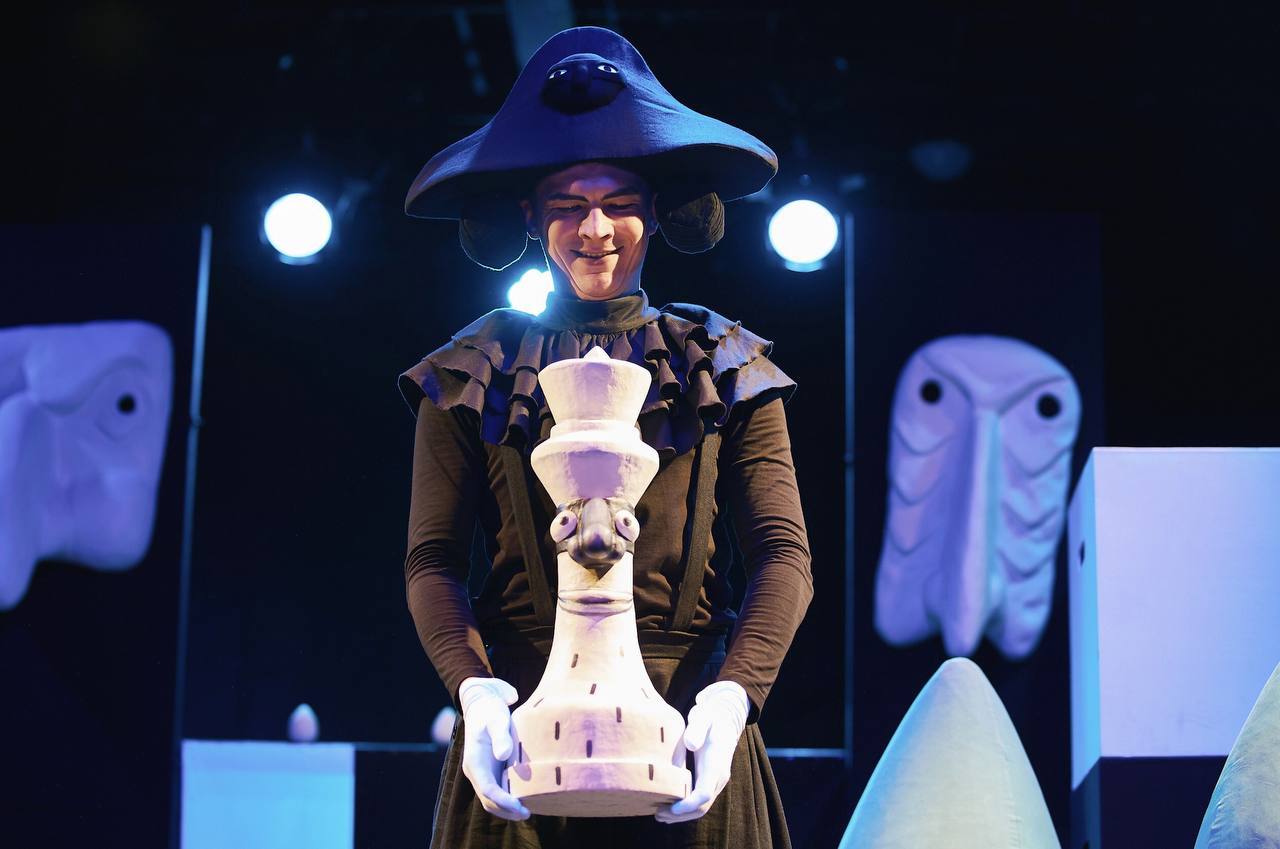 ЛЮБОВЬ К ТРЁМ АПЕЛЬСИНАМ