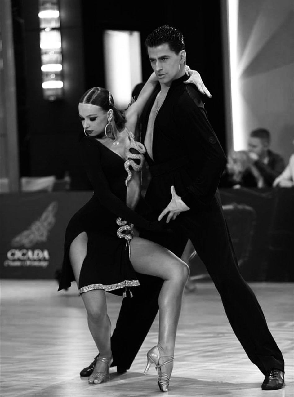 Чувственная бачата вечерочком в воскресенье