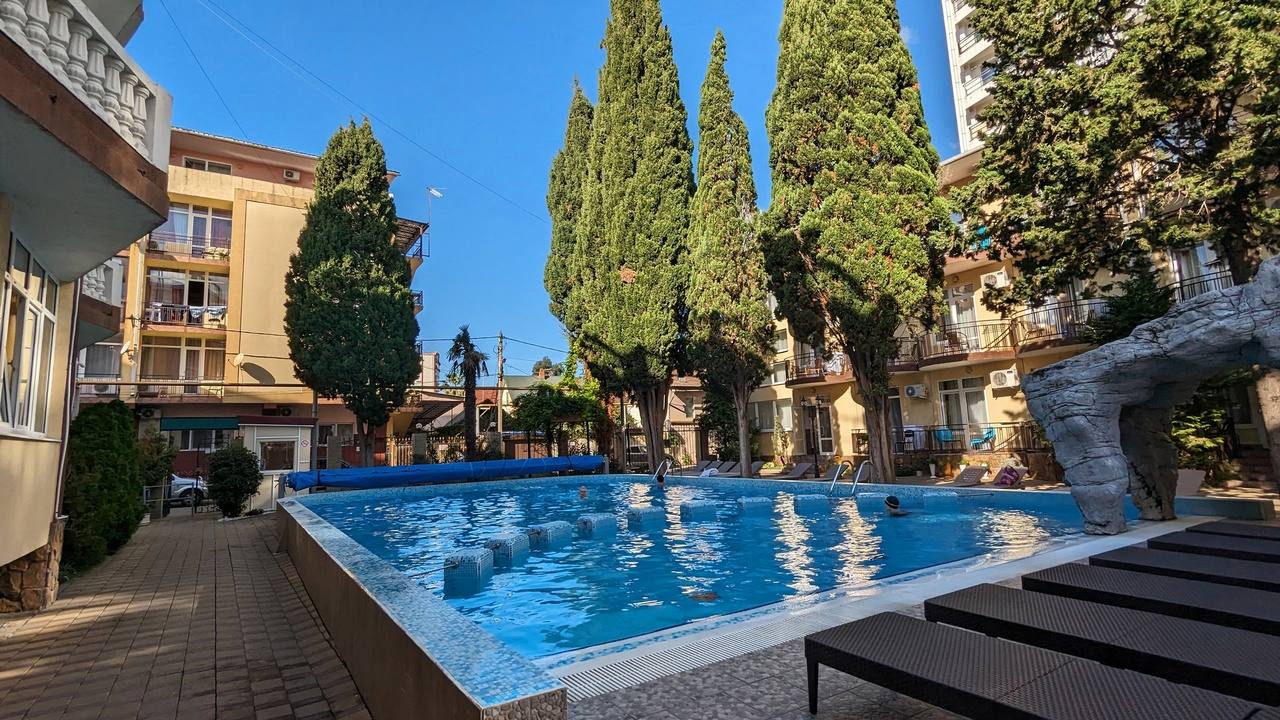 Пакет туров в Kiparis Resort By Stellar 3* — Адлер, Сочи и Барнаул