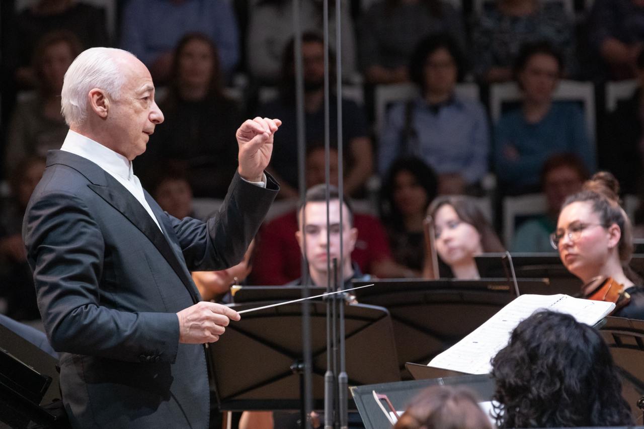 Кинотеатральный май с TheatreHD