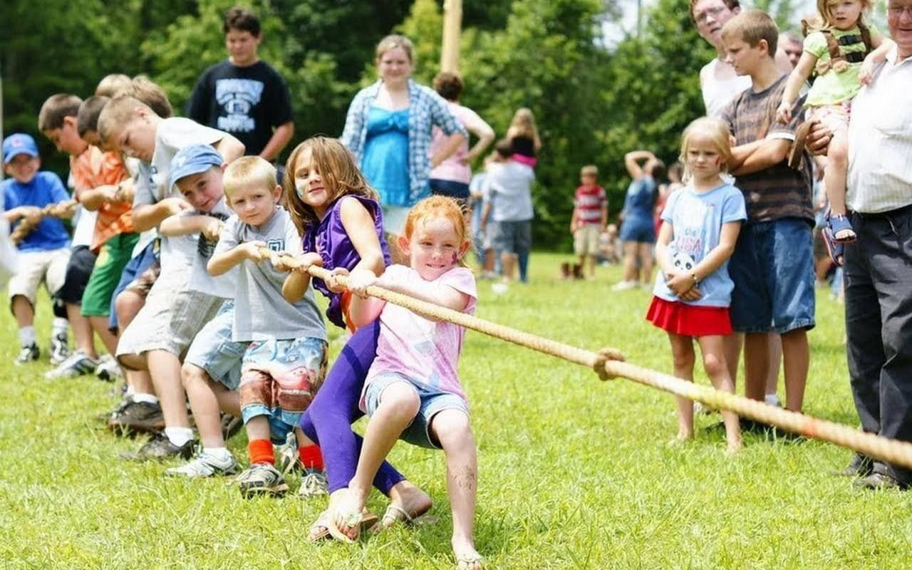 Праздник весны в парке "Изумрудный" – "Сияй первомай!"