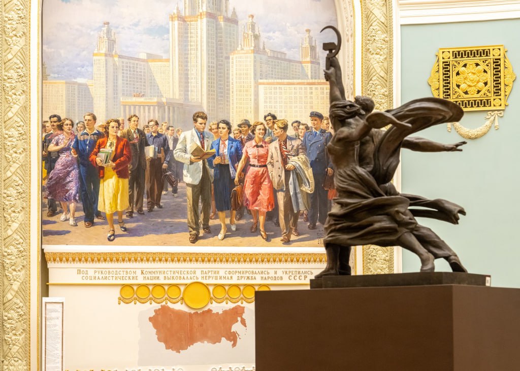 Выставка «#ТретьяковкаНаВДНХ. Искусство XX–XXI веков»