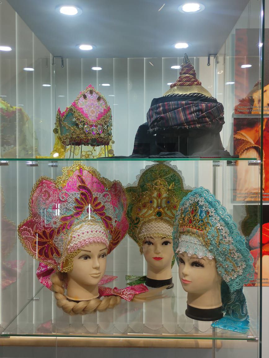 ТЕАТРАЛЬНОЕ МГНОВЕНИЕ