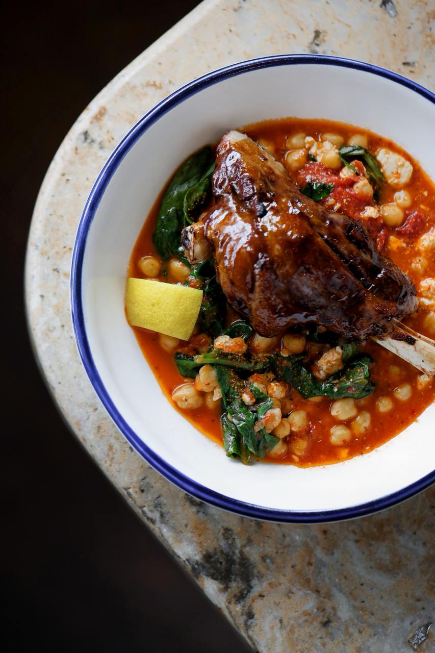 Греческий вечер в Πολύ