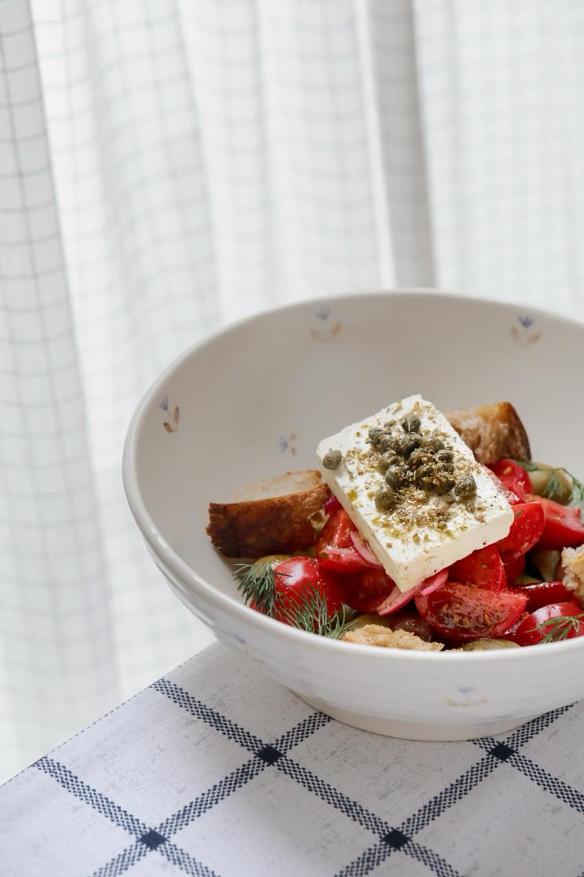 Греческий вечер в Πολύ