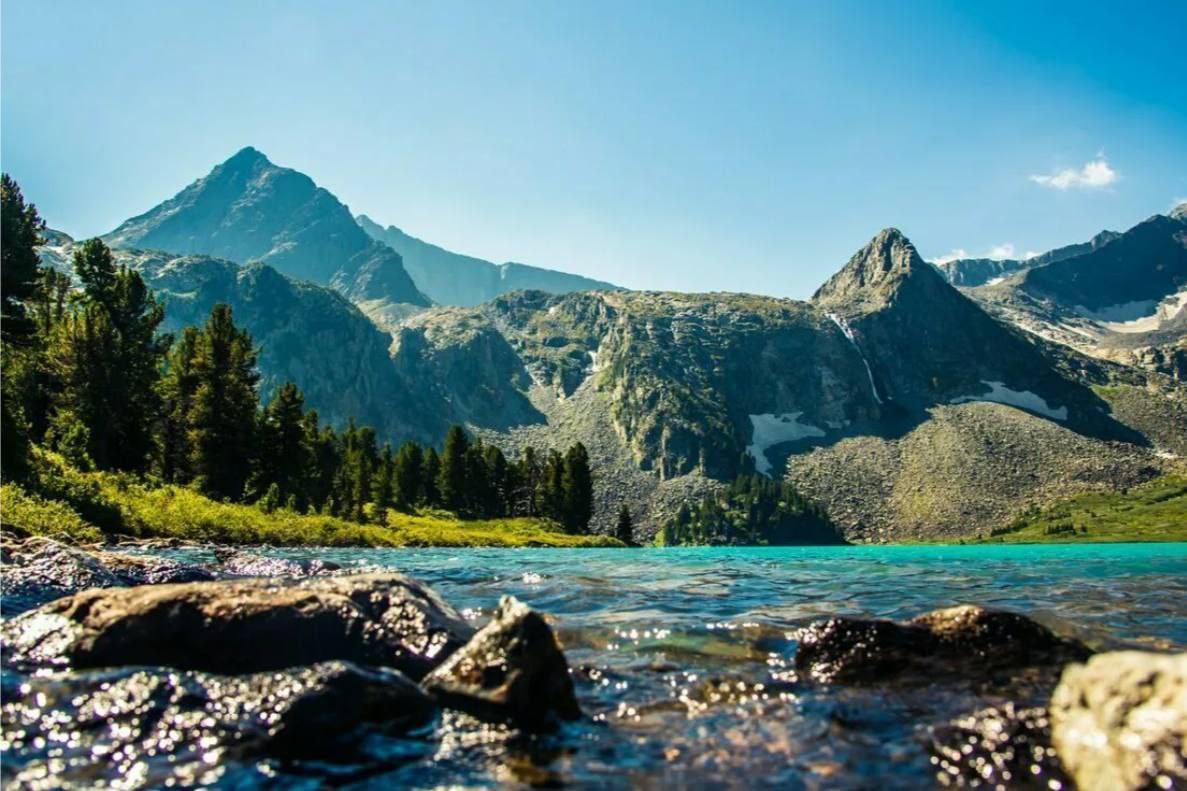 ЛЕТНИЙ АЛТАЙ