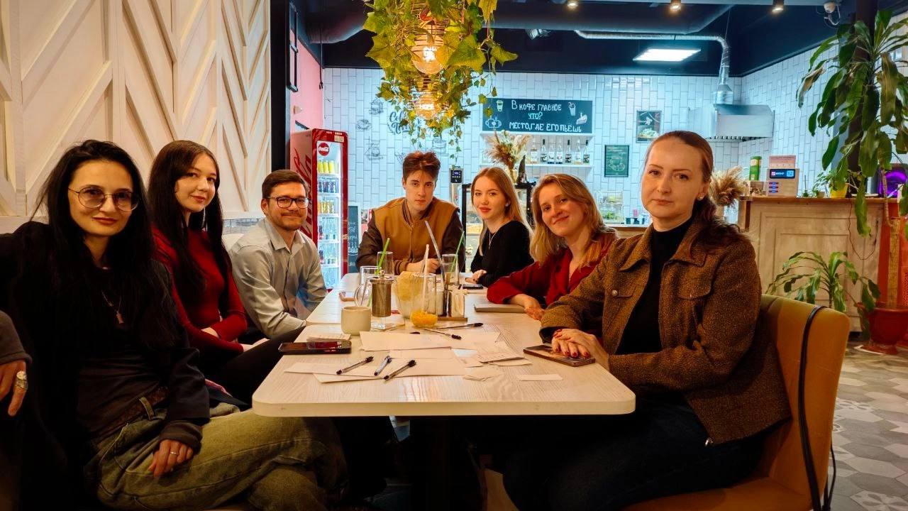 English discussion club в Pro Coffee на Советской