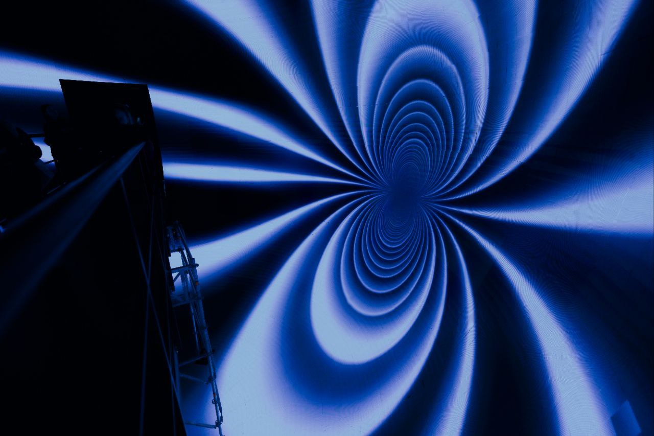 Точка сингулярности от SILA SVETA и МТС Live