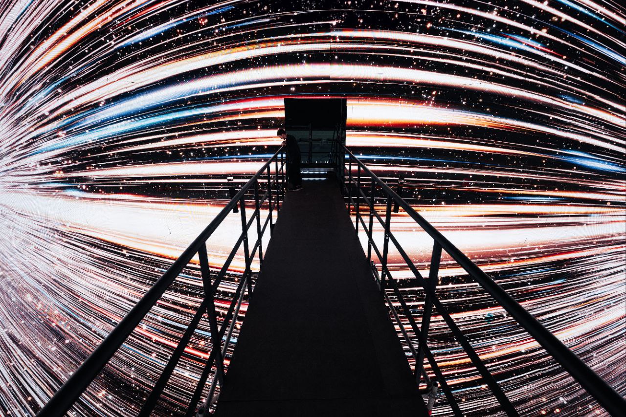 Точка сингулярности от SILA SVETA и МТС Live