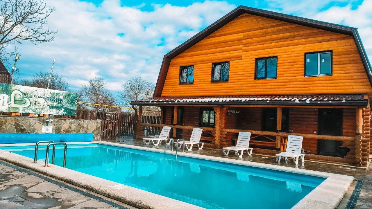 Новогодний тур в загородном комплексе Хутор Покровский