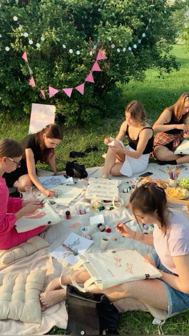 Арт-пикник «Шопер к лету»