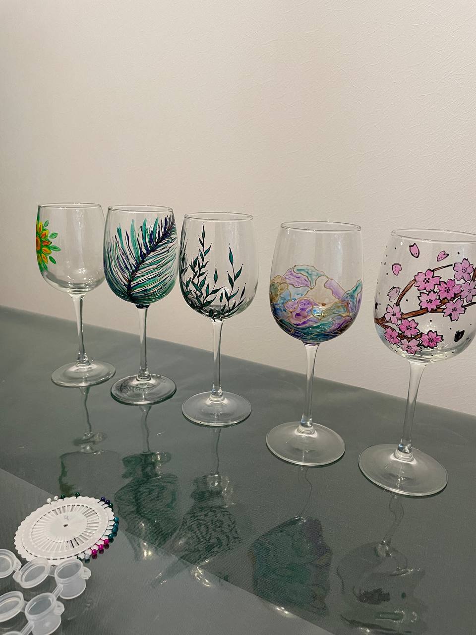 Мастер-класс 'Роспись бокалов для вина' 08.05.2025г в 14.00