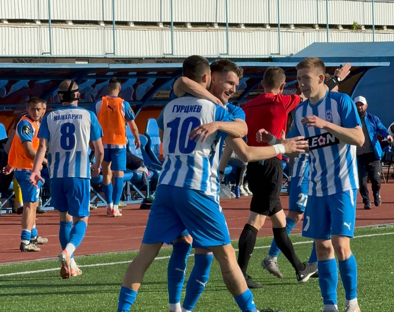 Футбольный матч "Сокол" против "Тюмени"