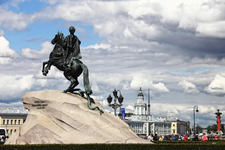 ШЕДЕВРЫ САНКТ-ПЕТЕРБУРГА