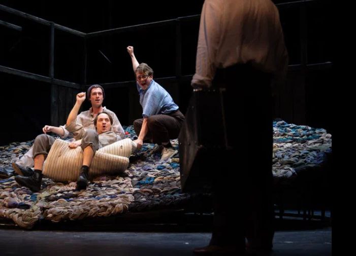 Премьера драмы "Hellados"