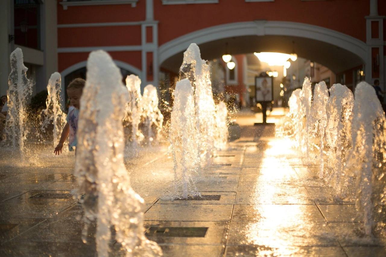 Аниматоры будут развлекать детей в Outlet Village Белая дача