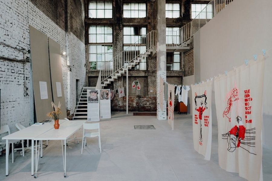 Выставка «Гормон стыда» 12+