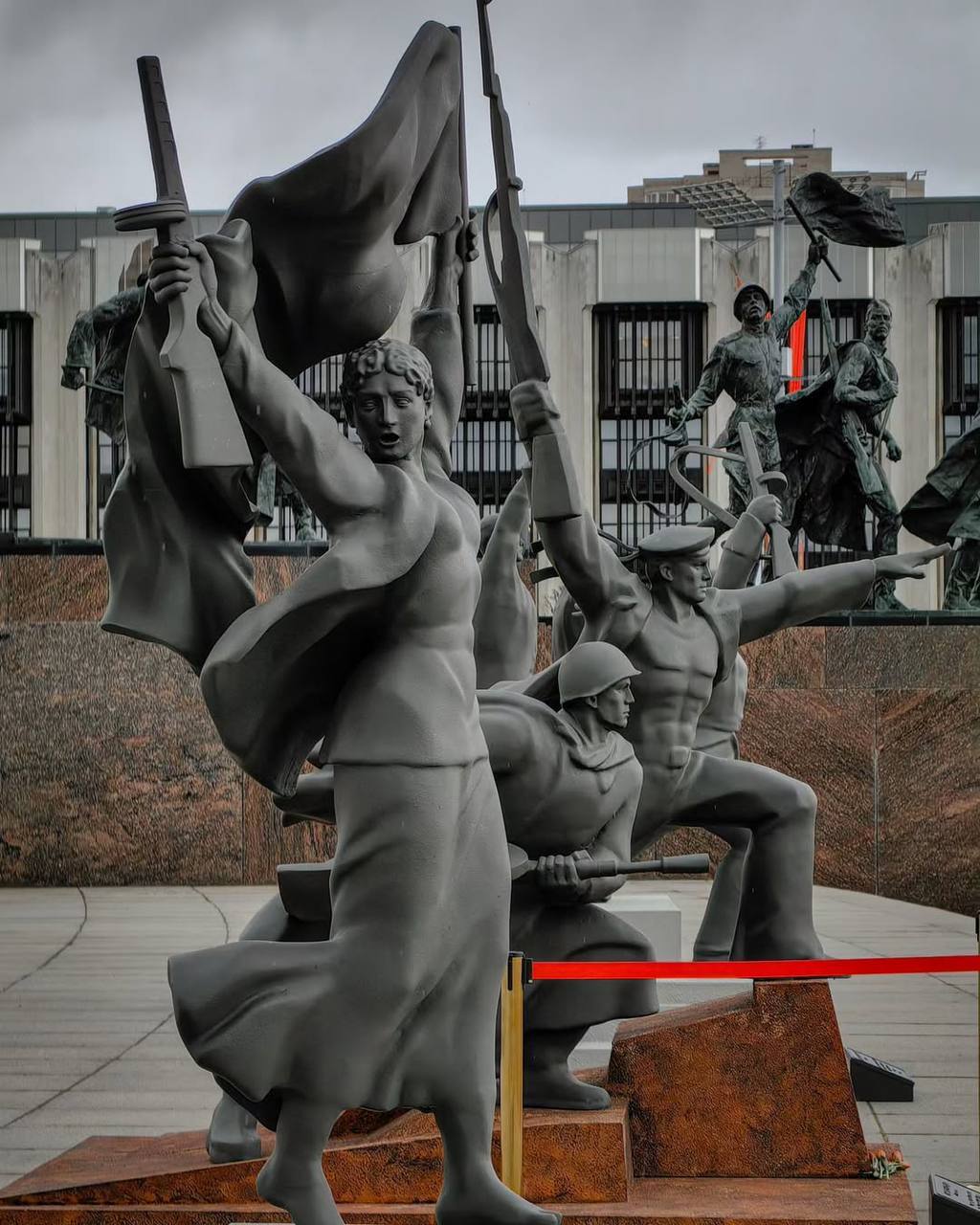 выставка скульптур в Московском районе