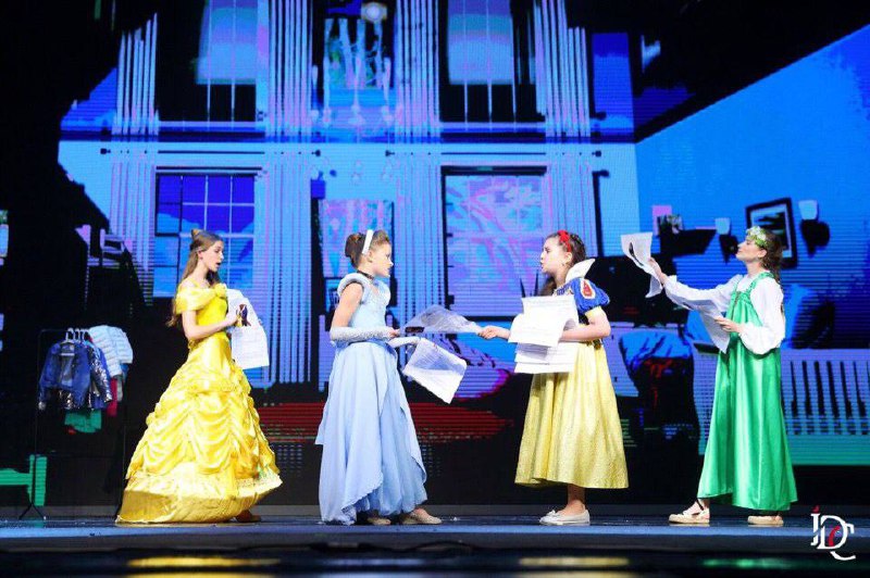 БОЛЬШЕ, ЧЕМ СЦЕНА - курс для детей 8-16 лет