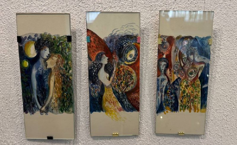 выставка "Переходный возраст"