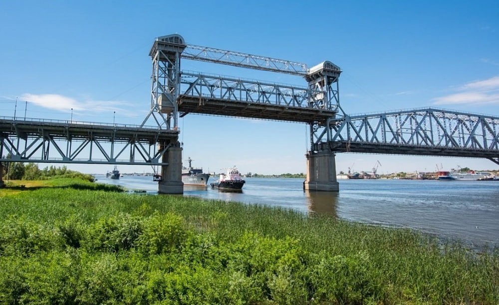 разведут Старый мост в Астрахани