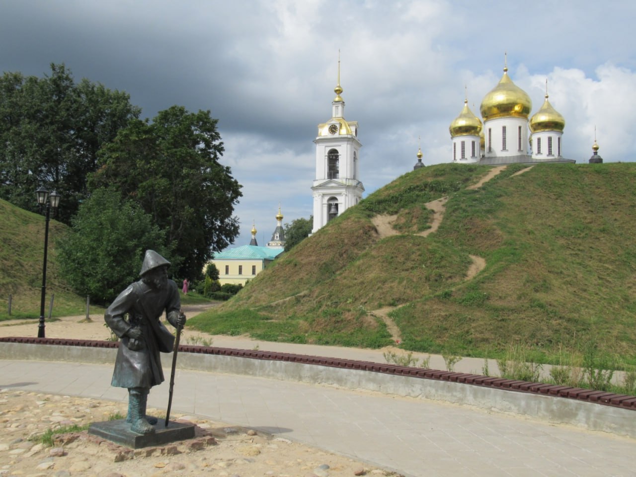 ДРЕВНИЙ ДМИТРОВ