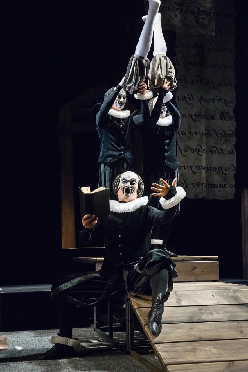 Обзор спектаклей на 15 мая