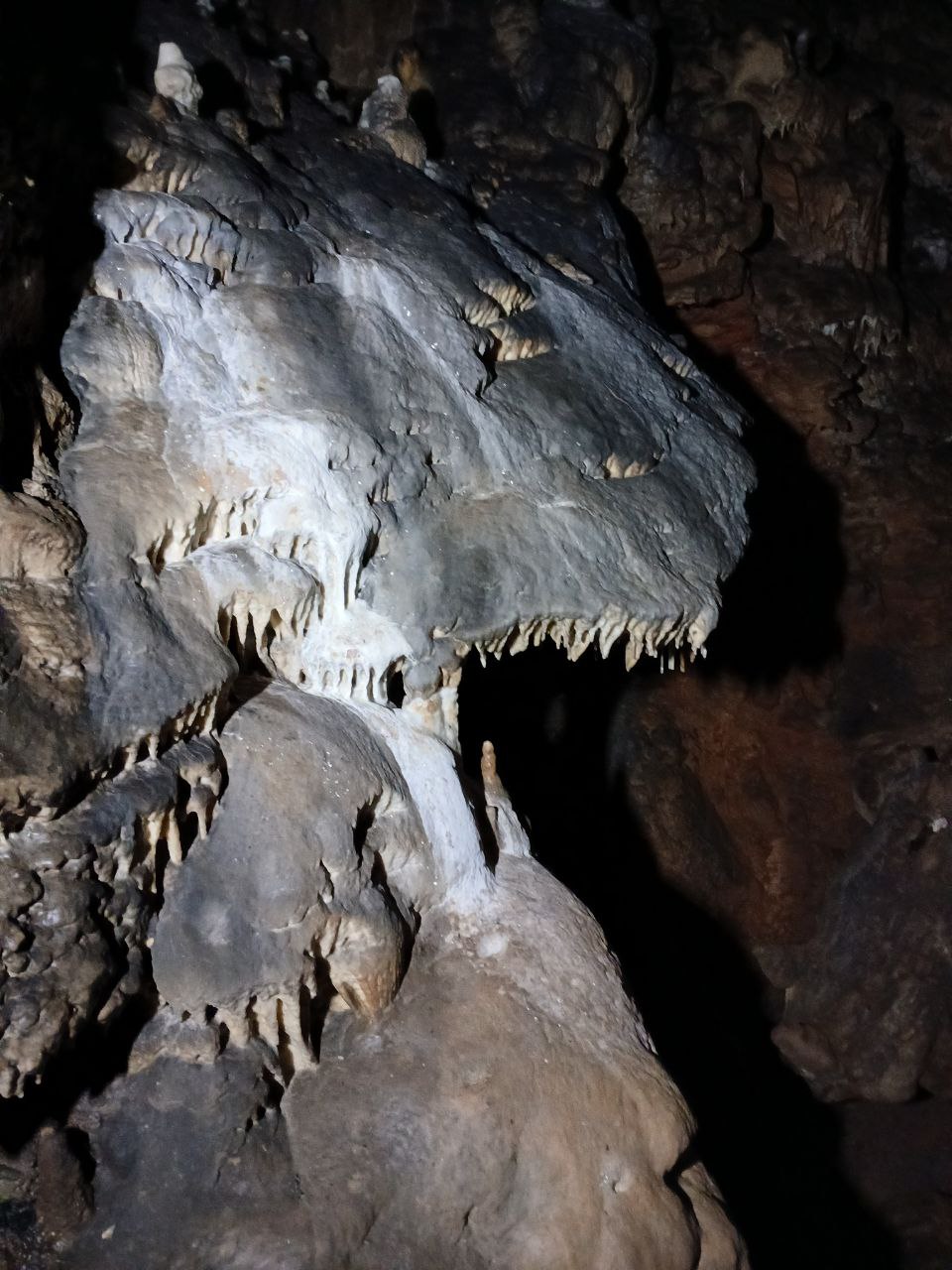 Юго-западная Сербия. Каньоны Увац и Лим, водопад Сопотница и монастырь Милешево