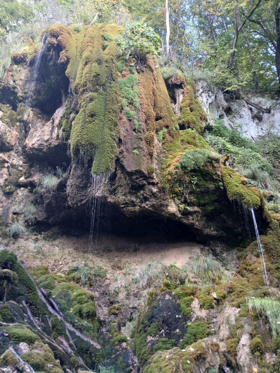 Юго-западная Сербия. Каньоны Увац и Лим, водопад Сопотница и монастырь Милешево
