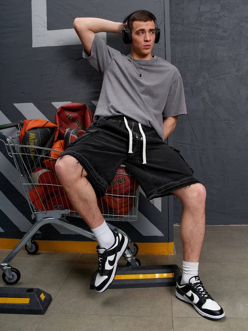 Street Studio Photoshoot Sessions in May 2025