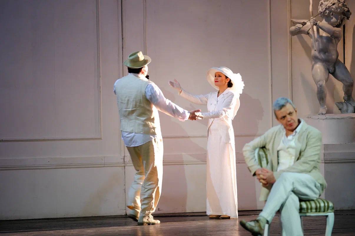 выходные в театре