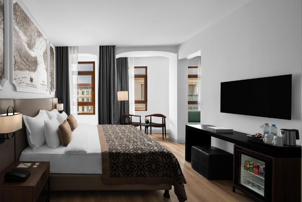 ПРИКОСНИСЬ К ИСТОРИИ В СТАМБУЛЕ