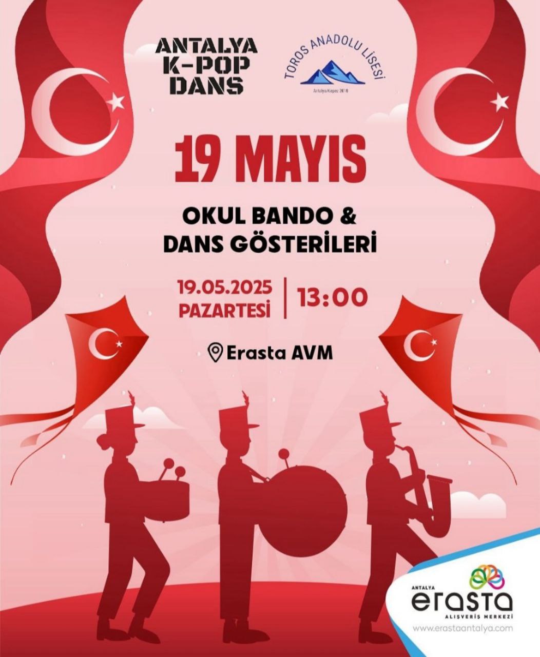 K-POP DANS и школьные оркестры в ТЦ Erasta в День памяти Ататюрека и День молодежи и спорта