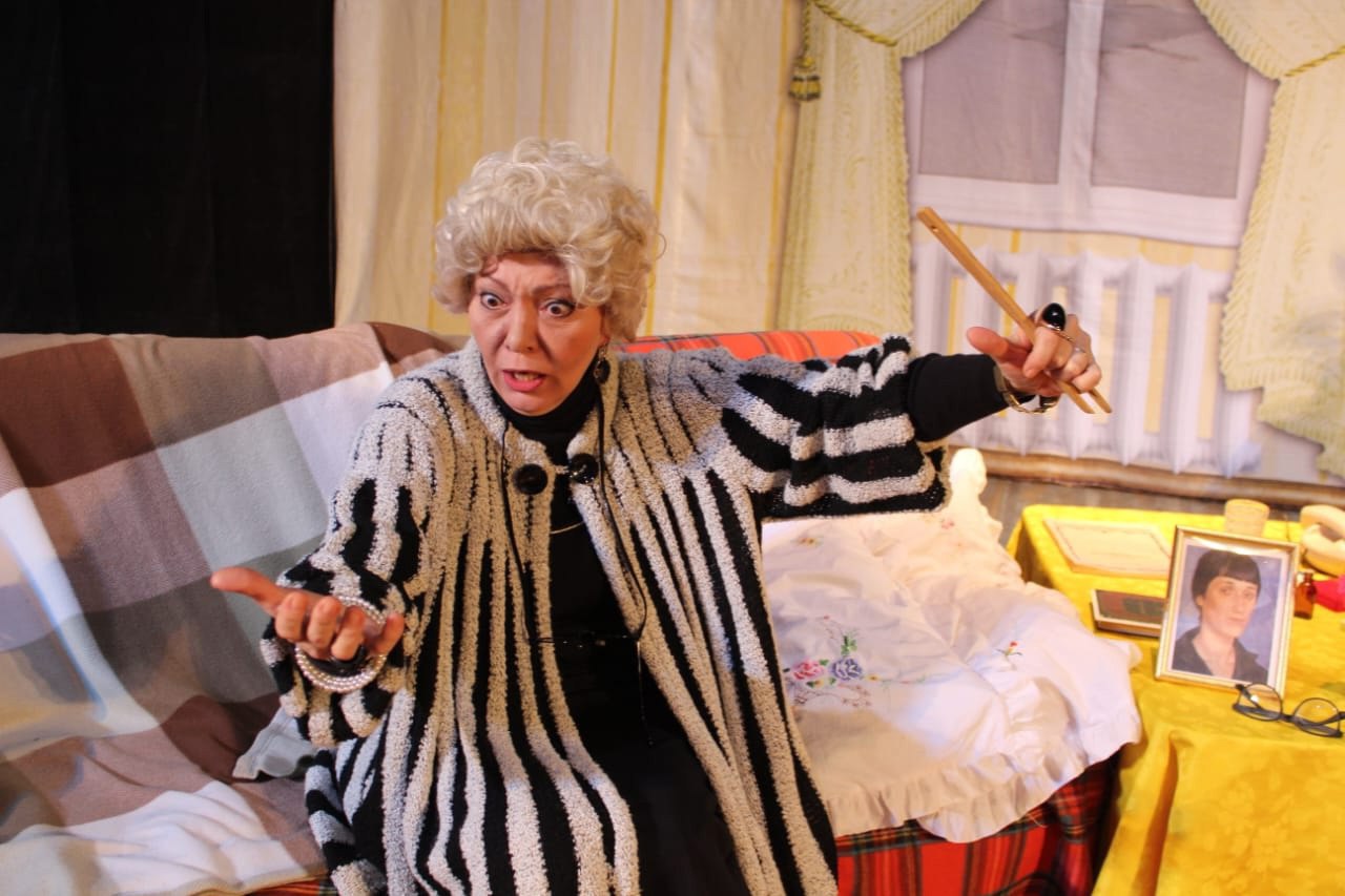 Обзор спектаклей на 20 мая