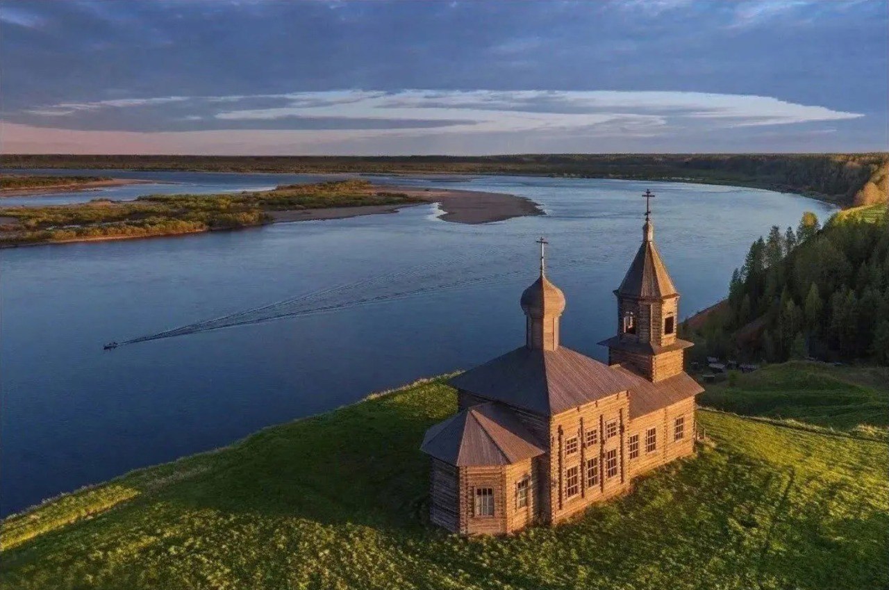 На лодках по Мезени