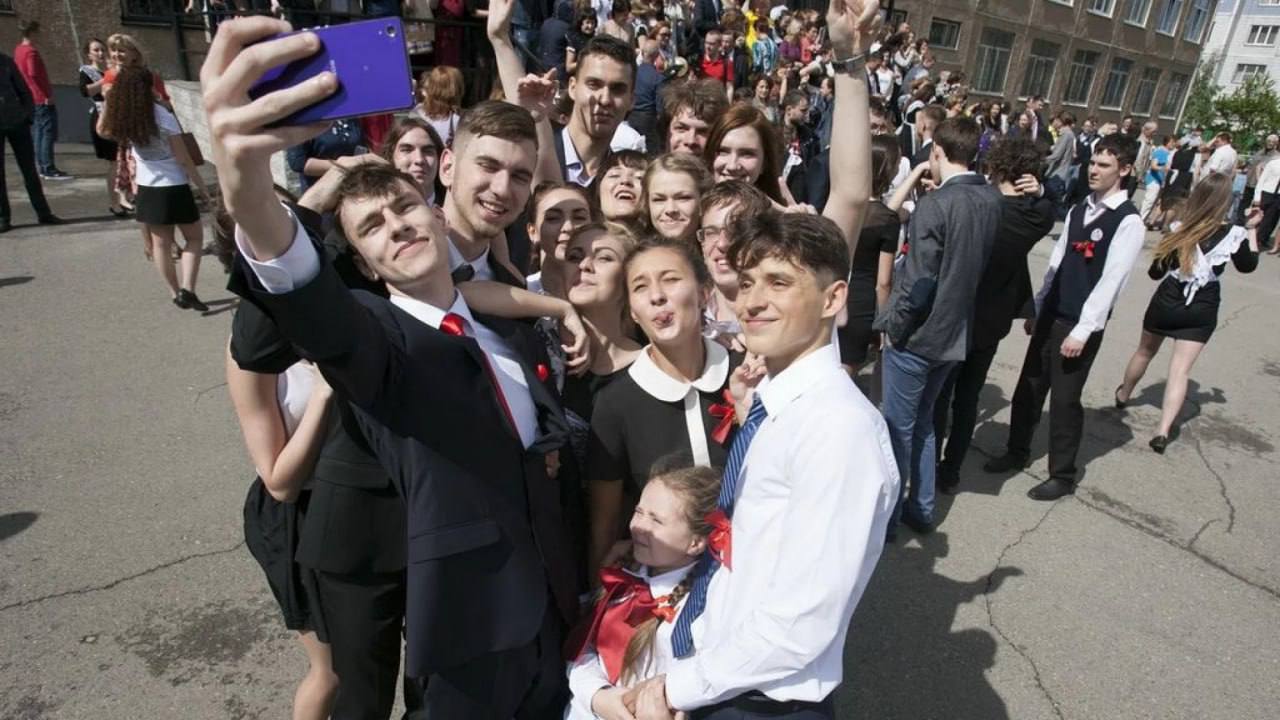 Последние звонки в Барнауле