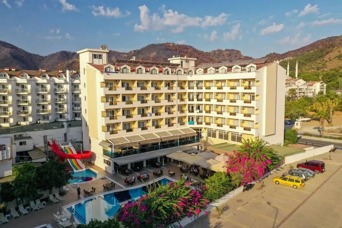 ДУМАТЬ НЕКОГДА😜 ЛЕТИМ В МАРМАРИС🔥