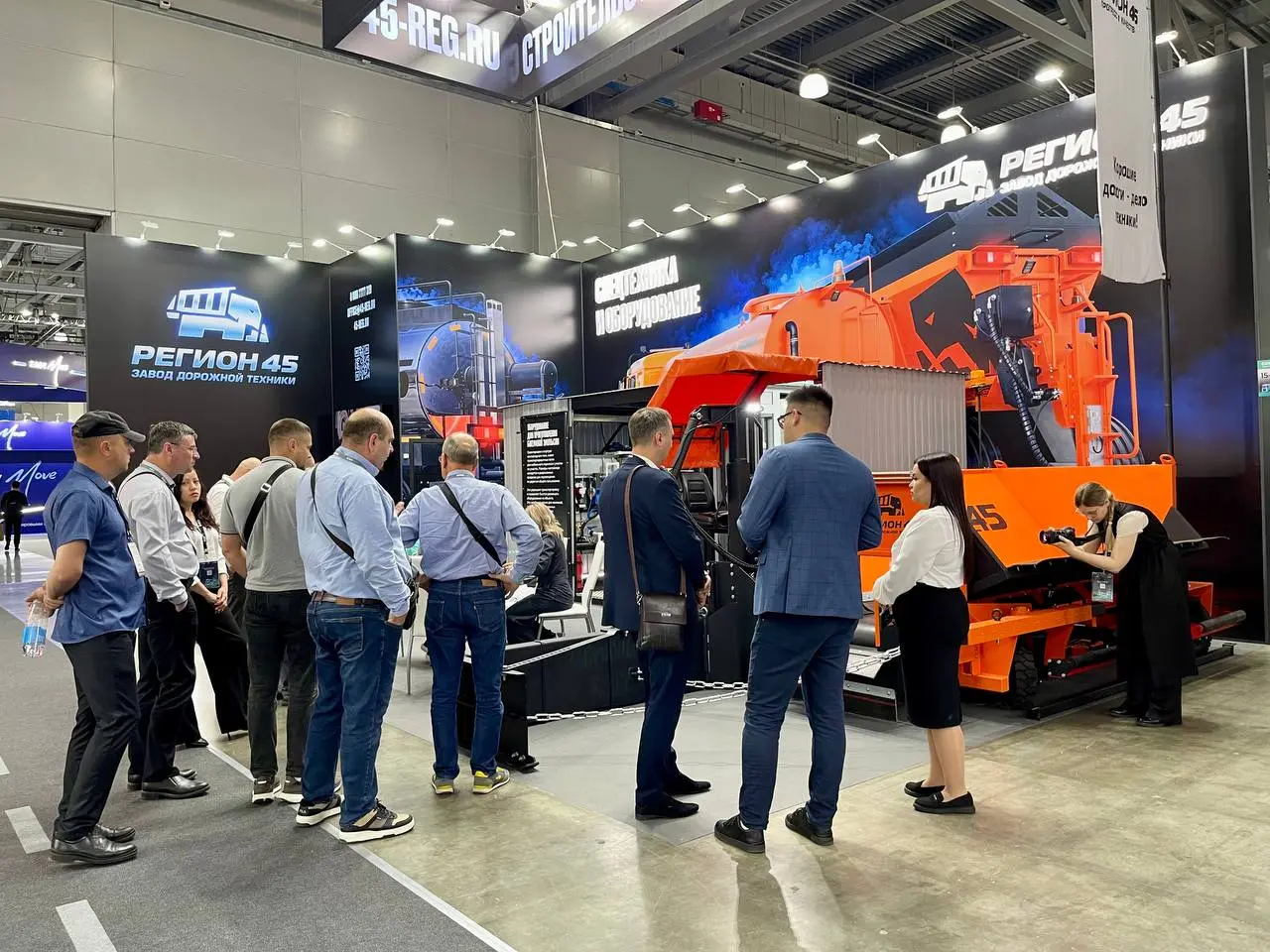 Международная выставка коммерческого транспорта и технологий COMvex